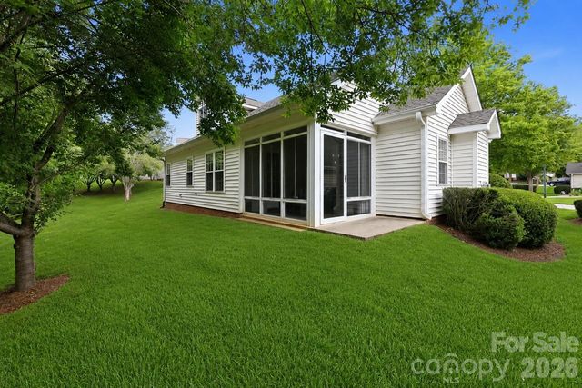 228 Oak Village Parkway, Mooresville, NC 28117