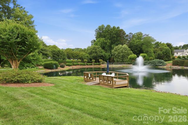 228 Oak Village Parkway, Mooresville, NC 28117