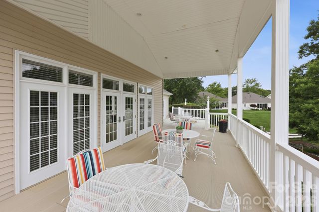 228 Oak Village Parkway, Mooresville, NC 28117