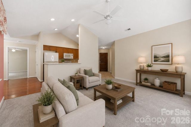 228 Oak Village Parkway, Mooresville, NC 28117