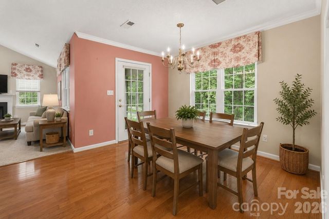 228 Oak Village Parkway, Mooresville, NC 28117