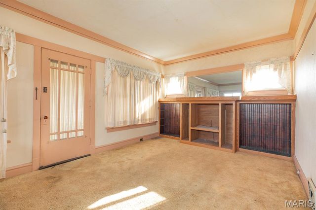 2753 Hillcrest Avenue, Alton, IL 62002