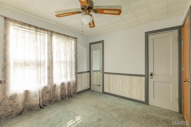 2753 Hillcrest Avenue, Alton, IL 62002