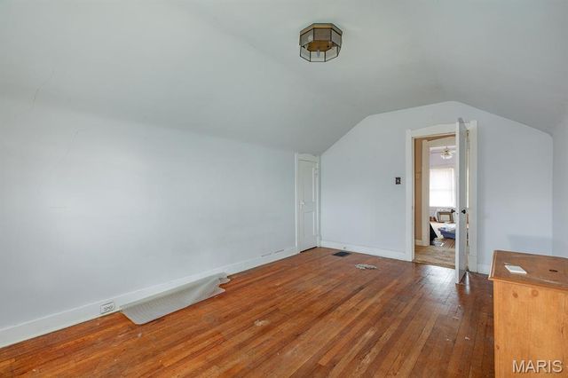 2753 Hillcrest Avenue, Alton, IL 62002