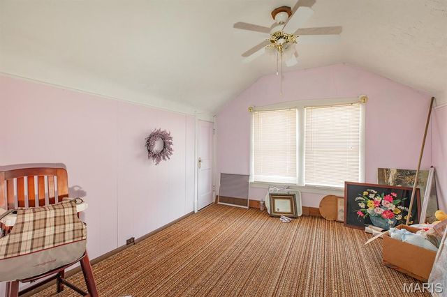 2753 Hillcrest Avenue, Alton, IL 62002