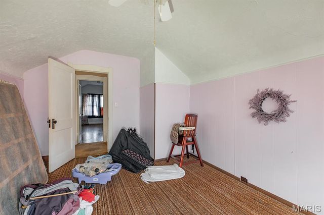 2753 Hillcrest Avenue, Alton, IL 62002