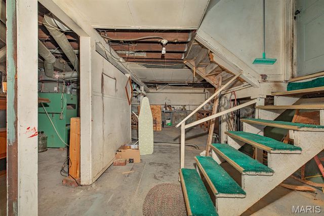 2753 Hillcrest Avenue, Alton, IL 62002