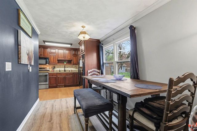 566 N Marshall Avenue, Marshall, MI 49068