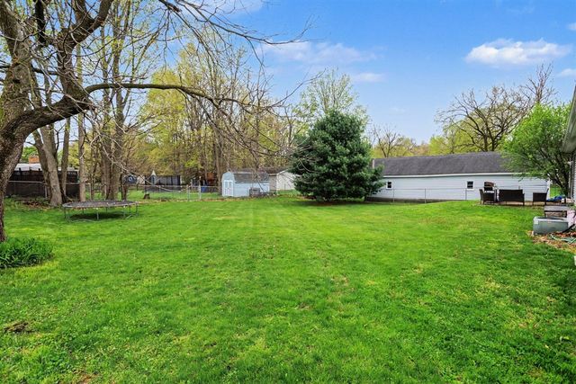566 N Marshall Avenue, Marshall, MI 49068