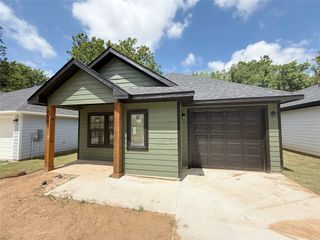 1905 S Lamar, Denison, TX 75021