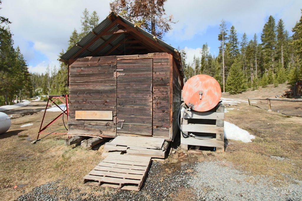 2742 Dixie Road, Dixie, ID 83525 photo 13