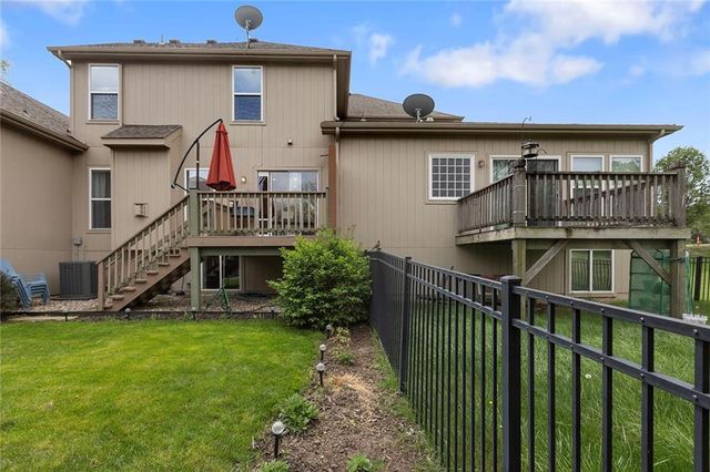 34212 W 90th Circle, De Soto, KS 66018