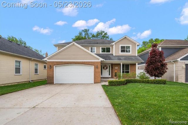 22716 Stephens Street, Saint Clair Shores, MI 48080