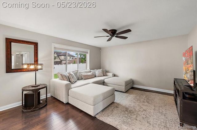 22716 Stephens Street, Saint Clair Shores, MI 48080