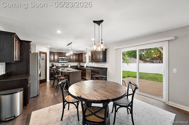 22716 Stephens Street, Saint Clair Shores, MI 48080