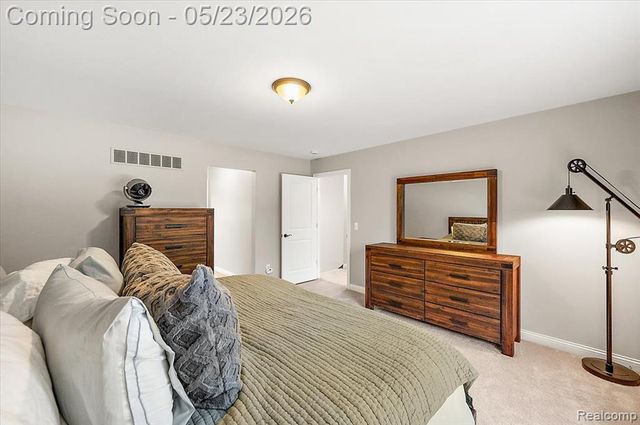 22716 Stephens Street, Saint Clair Shores, MI 48080