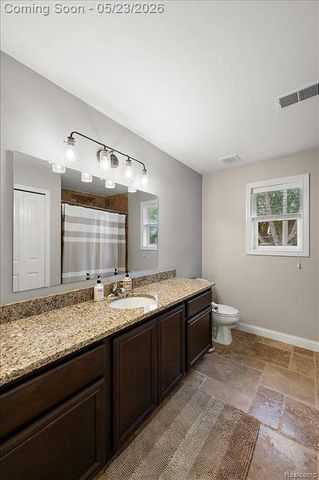 22716 Stephens Street, Saint Clair Shores, MI 48080