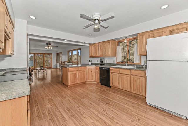 7307 West View DRIVE, Wind Lake, WI 53185