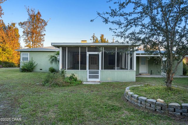 1018 New York Avenue, Lynn Haven, FL 32444