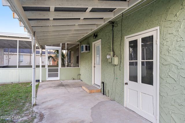 1018 New York Avenue, Lynn Haven, FL 32444