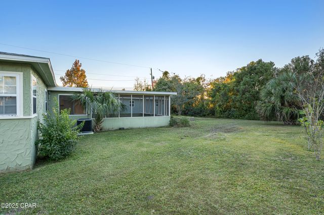 1018 New York Avenue, Lynn Haven, FL 32444