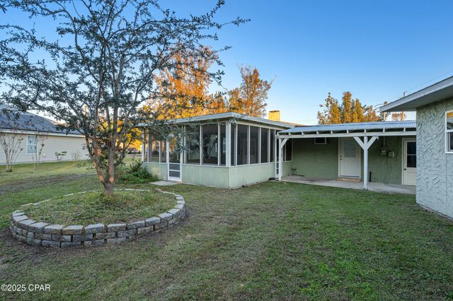 1018 New York Avenue, Lynn Haven, FL 32444