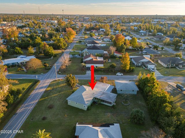 1018 New York Avenue, Lynn Haven, FL 32444