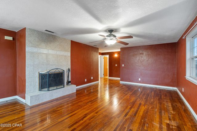 1018 New York Avenue, Lynn Haven, FL 32444