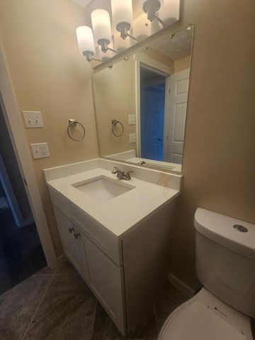 1726 Sunapple Way, Columbus, OH 43232