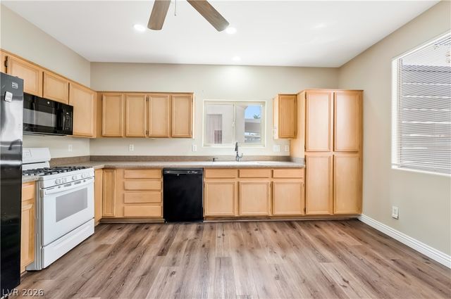 5954 Reflection Point Court, Las Vegas, NV 89110