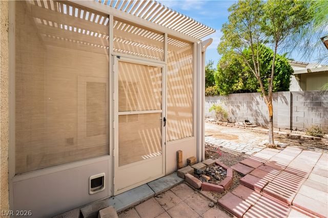 5954 Reflection Point Court, Las Vegas, NV 89110
