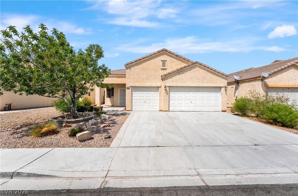 5954 Reflection Point Court, Las Vegas, NV 89110