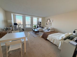 44 Washington St 505, Brookline, MA 02445