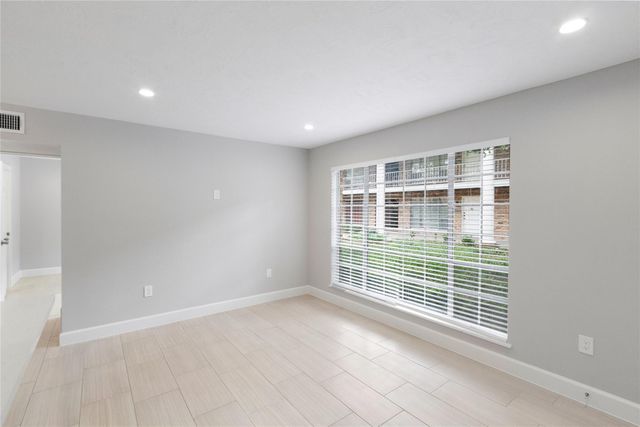 2201 Fountain View Drive 47, Houston, TX 77057