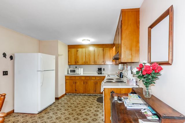 11 Pacific Boulevard, Nashua, NH 03051