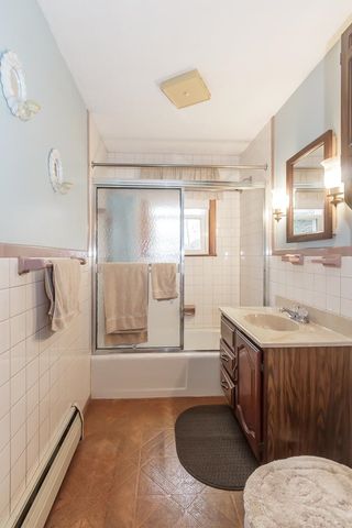 11 Pacific Boulevard, Nashua, NH 03051