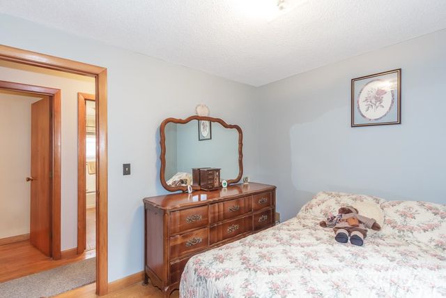 11 Pacific Boulevard, Nashua, NH 03051