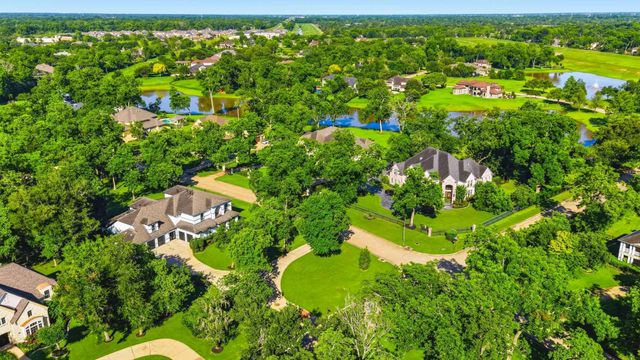 15 Bees Creek Court, Missouri City, TX 77459