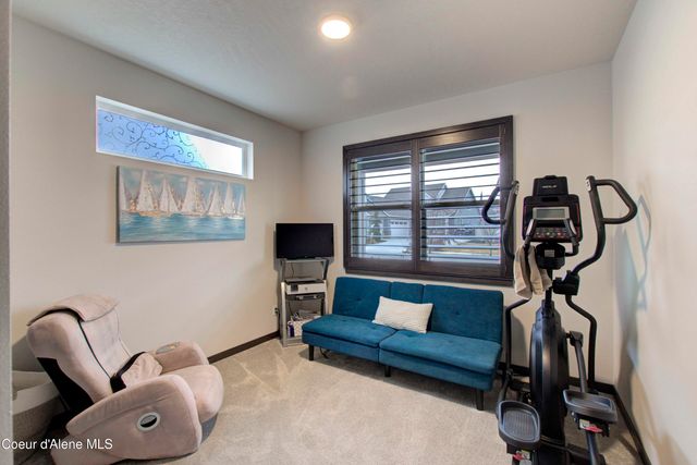 6940 N Hourglass DR, Coeur D'alene, ID 83815