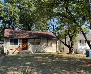 387 Cameron Road, St Louis, MO 63137