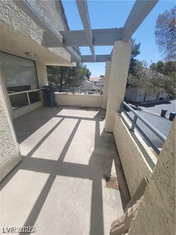 2761 Lodestone Drive 63, Las Vegas, NV 89117