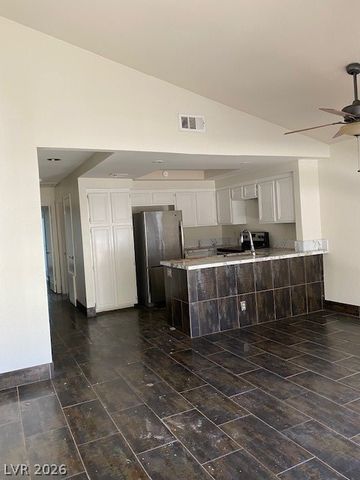 2761 Lodestone Drive 63, Las Vegas, NV 89117