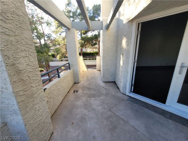 2761 Lodestone Drive 63, Las Vegas, NV 89117