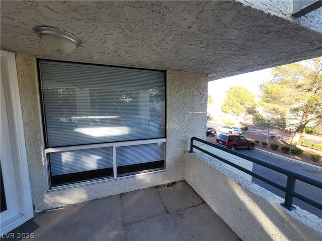 2761 Lodestone Drive 63, Las Vegas, NV 89117