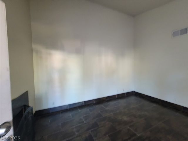 2761 Lodestone Drive 63, Las Vegas, NV 89117