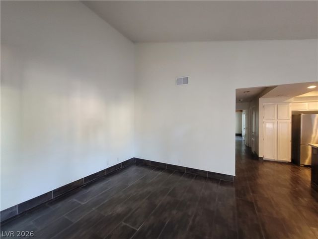 2761 Lodestone Drive 63, Las Vegas, NV 89117