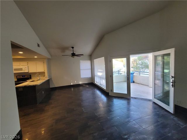 2761 Lodestone Drive 63, Las Vegas, NV 89117