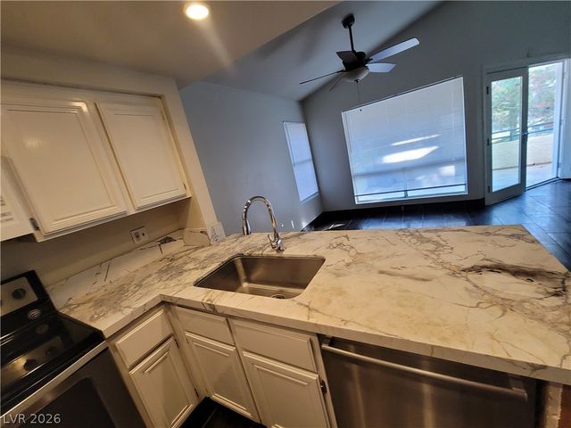 2761 Lodestone Drive 63, Las Vegas, NV 89117