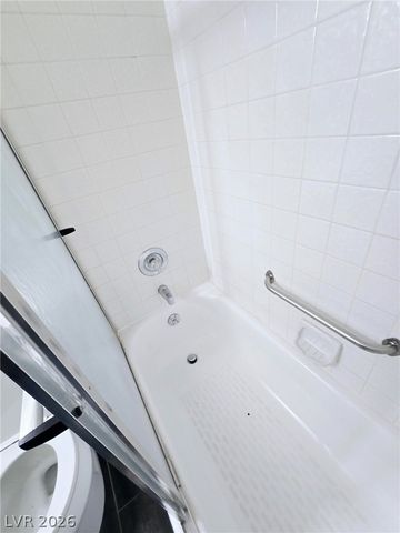 2761 Lodestone Drive 63, Las Vegas, NV 89117