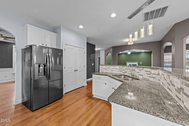 842 New Charleston Drive, Fuquay Varina, NC 27526